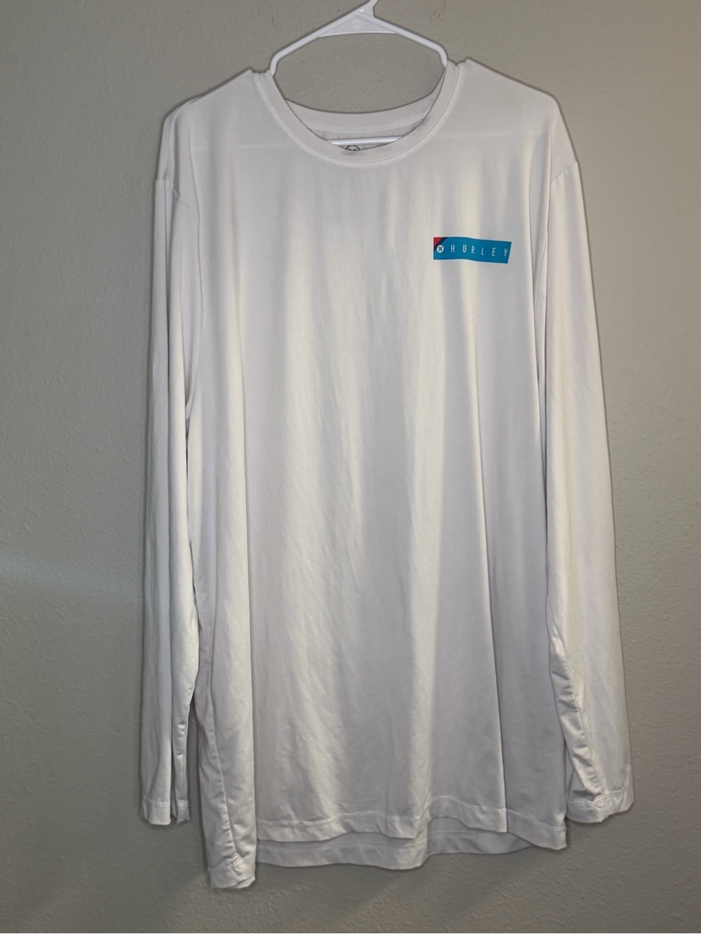 Hurley Men's XXL Performance Long Sleeve Tee White Surf Skate Athleisure